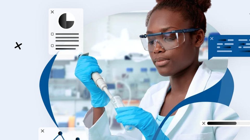 Pesquisadora de laboratório pipetando amostras